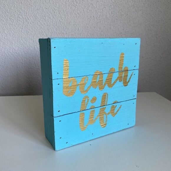 Beach Life Wooden Sign - Picture 3 of 7